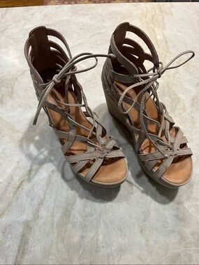 gentle souls Lace-Up Strappy Wedge Sandals - Beige